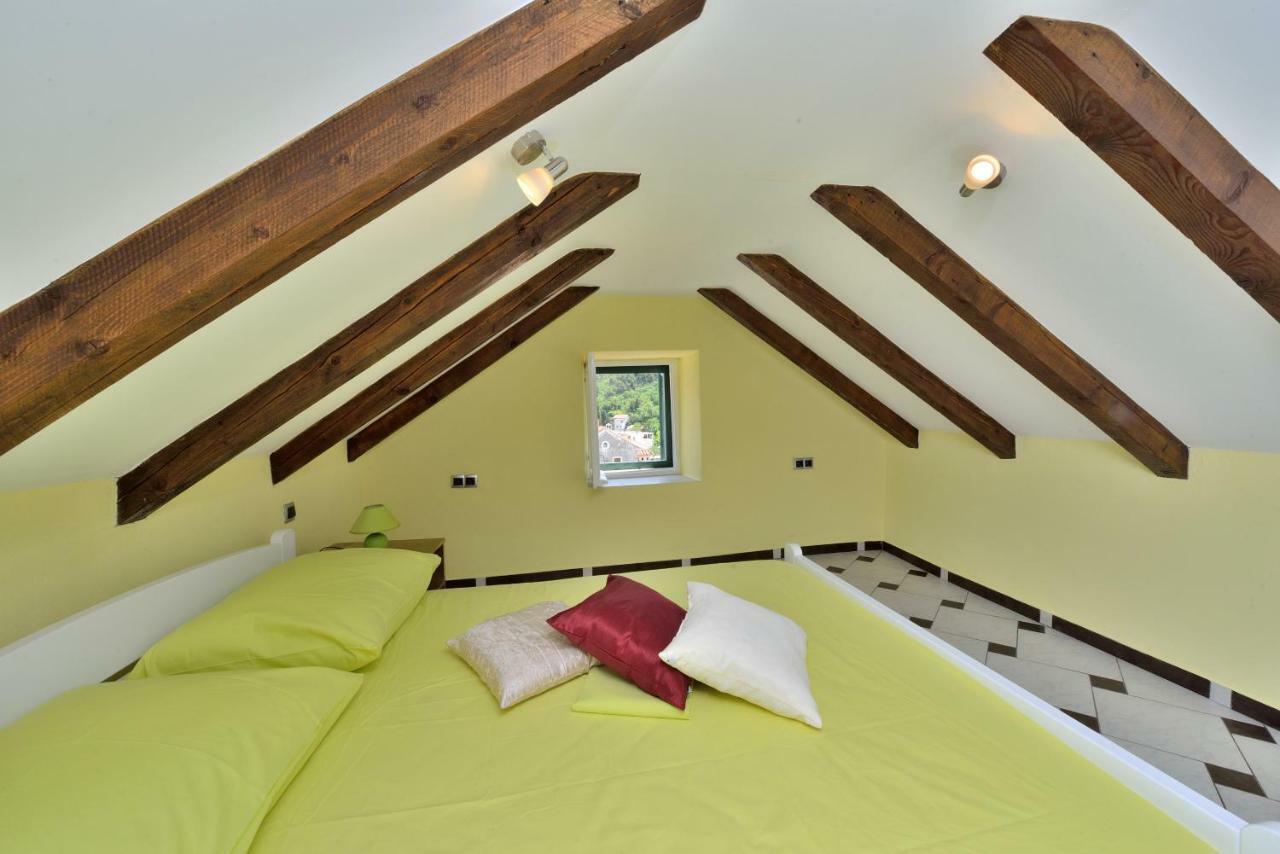 Apartments Carpe Diem Novigrad  Екстер'єр фото