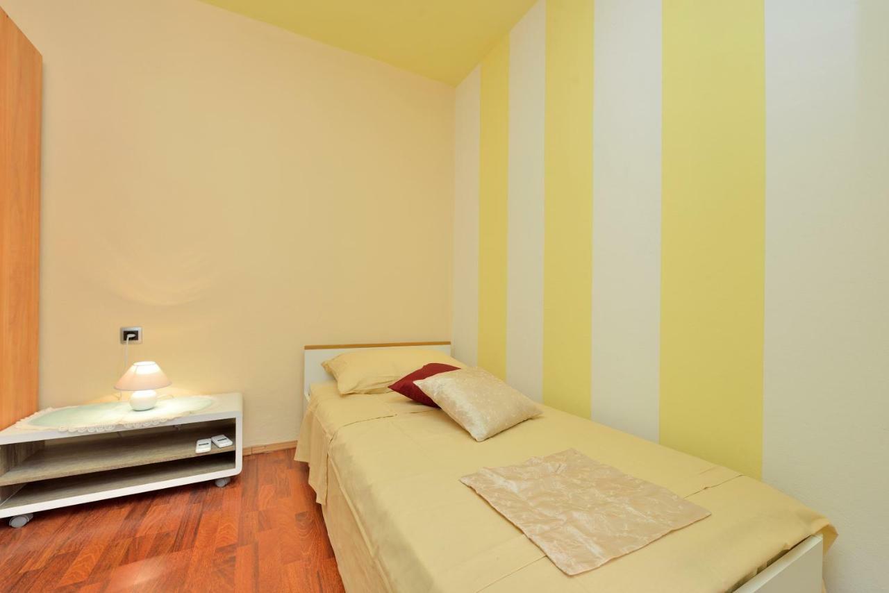 Apartments Carpe Diem Novigrad  Екстер'єр фото